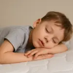 Un bambino può dormire su un materasso lavato con aceto? La risposta che sorprende molti genitori